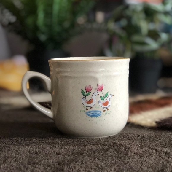 International tableworks cute tea cups - from Japan and Thailand - Picture 5 of 6